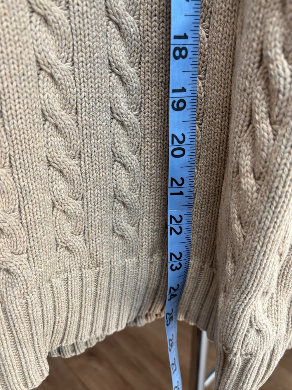 American Eagle "Vintage Slim Fit" cricket style, tennis prep v neck sweater, MED - Picture 6 of 7